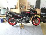 Rainer`s FJ 1200 noch im Wohnzimmer